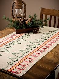 Find five beautiful christmas table runner patterns. Cross Stitch Christmas Table Runner Ex00151