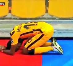 His potential is 68 and his position is lb. Yvcaoj0mgfzhpm