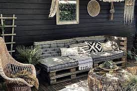 Vous avez ici une occasion en or d'épater famille et amis en suivant notre plan. Diy Comment Faire Son Salon De Jardin En Palettes Nos Conseils Et Astuces Oviala