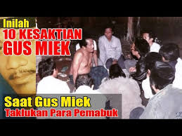 Hamim djazuli (gus miek) | facebook k.h. Merubah Arak Jadi Air Putih Gus Miek Taklukan Para Pemabok Youtube
