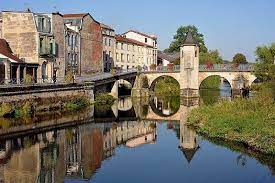 Brocante et marché de saanen dans la zone piétonne. Brocante Et Vide Grenier 55 Meuse Ce Week End Samedi Dimanche