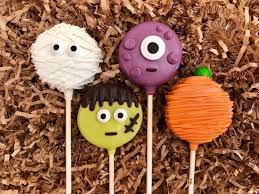 Pipe mummy bandages over the top of the oreos with the melted candy. Halloween Oreo Cookie Pops Chocolate Covered Oreo Party Etsy Halloween Chocolate Halloween Oreos Halloween Treats