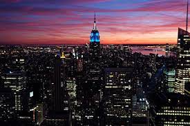 Investimenti nel solido mattone, la prevista decadenza di londra post brexit e lo sbarco di nuovi ricchi stanno trasformando il panorama di new york. Grattacieli Di New York Wikipedia