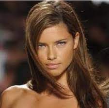 Vanessa's bob frames her face with soft, flattering waves. Pictures Of Celebrities With Medium Brown Hair Color Adriana Lima Hair Adriana Lima Without Makeup Brown Hair Colors