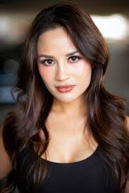 Asian Black Widow..? She just wants a good Bún bò Huế resto recommendation.  📸 Josh Quintero Instagram.com/shekinah_austria  TikTok.com/@shekinah_austria #actress #model #singer #songwriter #dharmann  #dharmannfam #dharmannvillain #eventhost #emcee ...