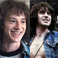 I noticed that Eddie looks a little like Bon Scott (Lead singer from AC/DC)  Is it just me? : r/StrangerThings
