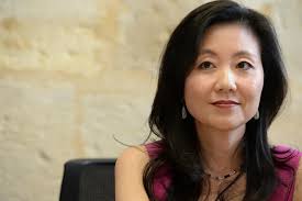 High-end wine, lifestyle monthly launches in English, Chinese