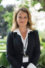 Je décide d'ouvrir la porte. Fichier Olivia Gregoire 4 Jpg Wikipedia