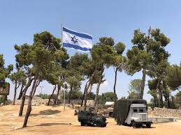 Grainy photo at Jerusalem historic site stirs tears: 'This is who we are'