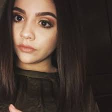 Anais Velez's Instagram, Twitter & Facebook