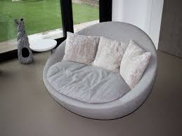 Jun 30, 2021 · il divano inout 863 di gervasoni, venduto da sediarreda.com e combinabile con le poltrone della stessa linea per formare un salotto componibile giardino, è un perfetto esempio di questa tendenza. Poltrona Desiree Modello Sconto 25 Camera Da Letto Fai Da Te Poltrone Mobili