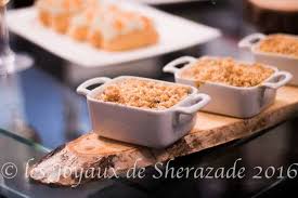 Un Crumble Sale A La Courgettes Et Courge Super Bon Et Sain Pour Accompagner Votre Viande Ou A Servir En Entree Crumble Sale Crumble Alimentation