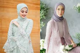 Seperti yang pernah di bahas pada model baju dari kain embos, model kebaya yang booming sejak tahun 2016. Model Baju Kondangan Hijab Yang Bikin Gaya Tampak Elegan Dan Mewah Womantalk