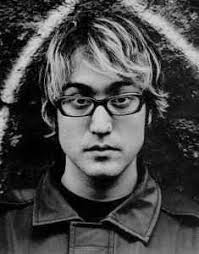 Sean Lennon Born On His Famous Dad S Birthday October 9 In 1975 He S Libra Who Shares His Famous Mother S Moon Sign Sagitt Sean Lennon Lennon Beatles Fans
