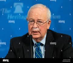 Ken Wiseman's Instagram, Twitter & Facebook