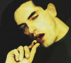 Once you promise me money, we don get blood convenant.😂 ASAP