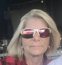 How can a left handed person with cerebral palsy hold wool for crochet?