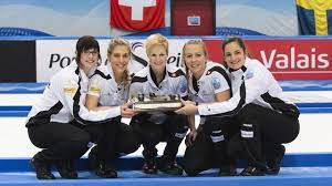 Les personnes intéressées à intégrer l'équipe nationale féminine, sont priées de le faire savoir auprès du coach victor bonetti. Curling Alina Patz Et Son Equipe Tres Bien Parties Rts Ch Curling