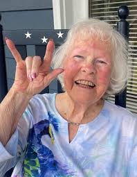 Obituary for Carletta (Richardson) Cagle