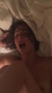 Willa Holland Nude Sex Tape The Fappening Leak 2021 - Fappenist