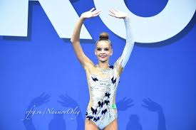 Сестры аверины вышли в финал многоборья. Foto Kupalniki Hudozhestvennaya Gimnastika Ochen Krasivye Belyj Tkan Dlya Gimnasticheskih Kupalnikov Smotri Kupalniki Dlya Hudozhestvennoj Gimnastiki 2018 2019 96 Foto Novinki Strojmaterialy Piramida V Demihovo