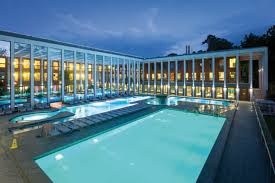 The warm pool area downstairs is cool, but what i liked much more was the sauna place upstairs. Thermen In Deutschland 24 Traumhafte Wellness Oasen 2021 Mit Karte