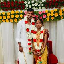 Check out t natarajan's ipl team 2020, career, records, auction price, stats, performances, rankings, latest news, images and more on mykhel.com. Ipl 2020 T Natarajan His Wife Pavithra Welcomes Newborn Baby Srh Sends Good Wishes