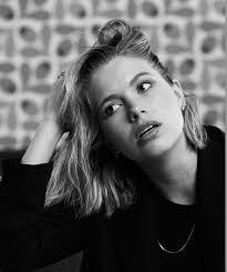 Jill Young's Instagram, Twitter & Facebook