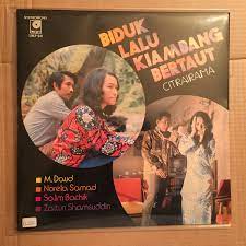 Kiambang atau salvinia molesta tanam. Biduk Lalu Kiambang Bertaut Lp Soundtrack Malaysia Melayu Ghazal Dangdut Mp3 Listen