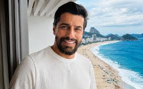Alberto Cowboy colhe frutos do BBB 26 e realiza seu maior sonho: 'Muito satisfeito'