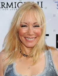 Lynn Bryant's Instagram, Twitter & Facebook