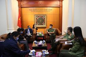 Thi hành án hình sự, thi hành án không phải phạt tù, tạm giữ. Cá»¥c Quáº£n Ly Xuáº¥t Nháº­p Cáº£nh Bá»™ Cong An Tiáº¿p Va Lam Viá»‡c Vá»›i Ä'áº¡i Sá»© Quan VÆ°Æ¡ng Quá»'c Thai Lan Táº¡i Viá»‡t Nam Cá»¥c Xuáº¥t Nháº­p Cáº£nh Viá»‡t Nam