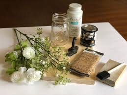 Antique farmhouse offers multiple sales events that include furniture, design lines, décor and art products at incredible savings focused around industrial decor, farmhouse decor, shabby chic, industrial vintage and vintage reproductions. Diy Farmhouse Mason Jar Wall Decor Diy Vibes