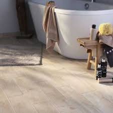 Quel Carrelage Salle De Bain Choisir Sans Faire D Erreur Carrelage Imitation Parquet Carrelage Salle De Bain Et Carrelage Imitation Bois