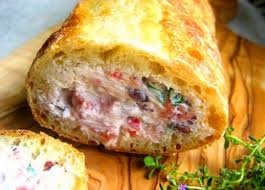 Recette Baguette Farcie Au Fromage A La Creme Et Saumon Fume Stuffed Baguette Stacey Snacks Baguette Appetizer