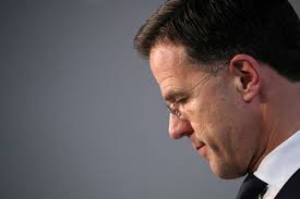 Beste mark, meerdere keren heb je expliciet benoemd dat je eerder of beter had moeten luisteren naar constructieve critici zoals ik. Mark Rutte Had Met Zijn Moeder Mieke Rutte Dilling 96 Een Sterke Band Trouw