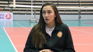 Since 2014, she plays as opposite spiker. Fenerbahce Den Rovansi Alacagiz Istanbul Dailymotion Video