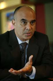 Corpus teacher files for Senate race against Noriega