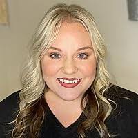 Kat Quinn's Instagram, Twitter & Facebook