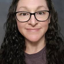 ISO barn cat or cats! 2/ a bonded pair is preferred and would love kittens!