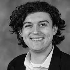 Andrew Snapp's Instagram, Twitter & Facebook