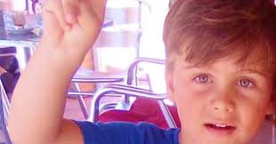 La mamma deejay avrebbe ucciso il bimbo, per poi togliersi la vita, ma i familiari della vittima ritengono che la verità. Caronia Le Impronte Di Gioele Sul Parabrezza E Le Lesioni Al Cranio I Nuovi Elementi Delle Indagini Sulla Morte Del Figlio Di Viviana Parisi Il Fatto Quotidiano