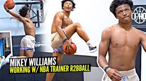 Learn about mikey williams and other recruit player profiles on recruitingnation.com. Mikey Williams Archives Page 2 Of 3 Ballislife Com
