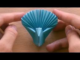Wir zeigen, wie man kinderleicht eine origami box falten kann. Origami Pfau Basteln Mit Papier Basteln Mit Kindern Vogel Falten Origami Tiere Youtube