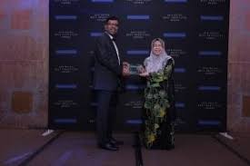 Chemical company of malaysia berhad is an investment holding and management company. Malaysia Ccm Wins Halal Pharmaceutical Company Of The Year Halalfocus Net Daily Halal Market News