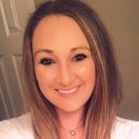 Kari Donovan's Instagram, Twitter & Facebook