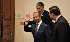 Tan sri muhyiddin yassin ialah perdana menteri malaysia, mengetuai perikatan nasional dan presiden parti pribumi bersatu malaysia. Muhyiddin Letak Jawatan Siapa Pm Seterusnya Suara Merdeka