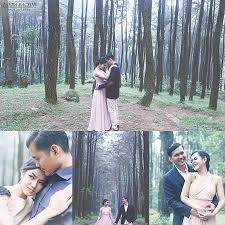 Foto prewedding piknik vintage so sweet unik romantis keren di rumput alam terbuka kebun raya purwodadi pasuruan jawa timur pre wedding piknik di alam koko. Tema Alam Selalu Bisa Menambah Suasana Romantis Foto Pre Wedding Inspirasi Galeri Anak