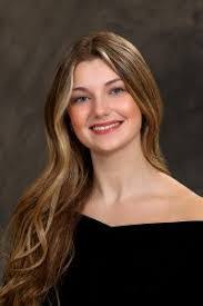 Joanie Jones's Instagram, Twitter & Facebook