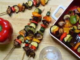 Brochettes De Legumes Marines Recette Brochette Legume Recettes De Cuisine Legumes A La Plancha